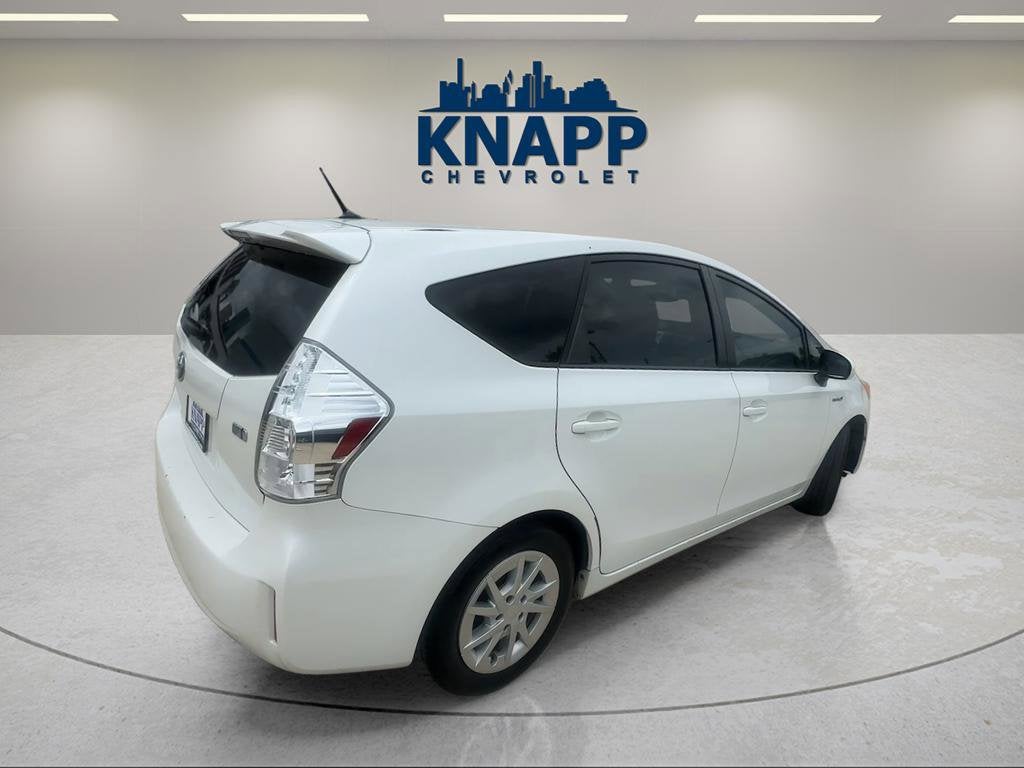2013 Toyota Prius v Two