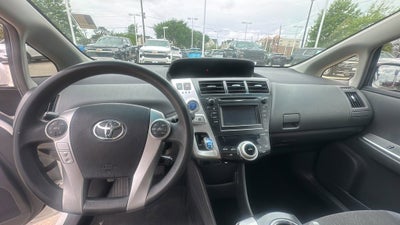 2013 Toyota Prius v Two