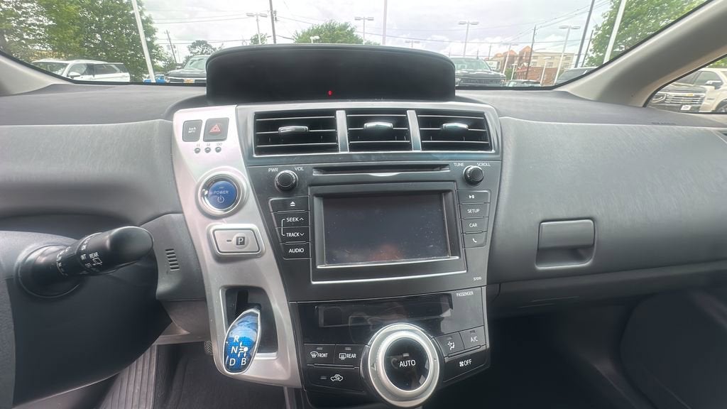 2013 Toyota Prius v Two