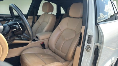 2024 Porsche Macan T
