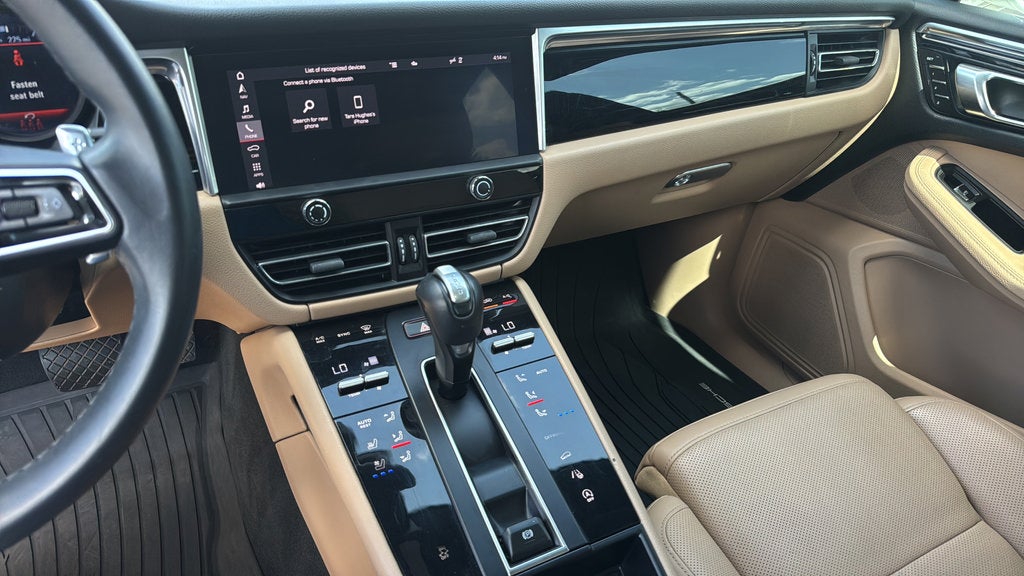 2024 Porsche Macan T
