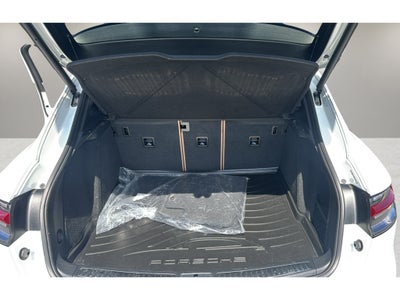 2024 Porsche Macan T