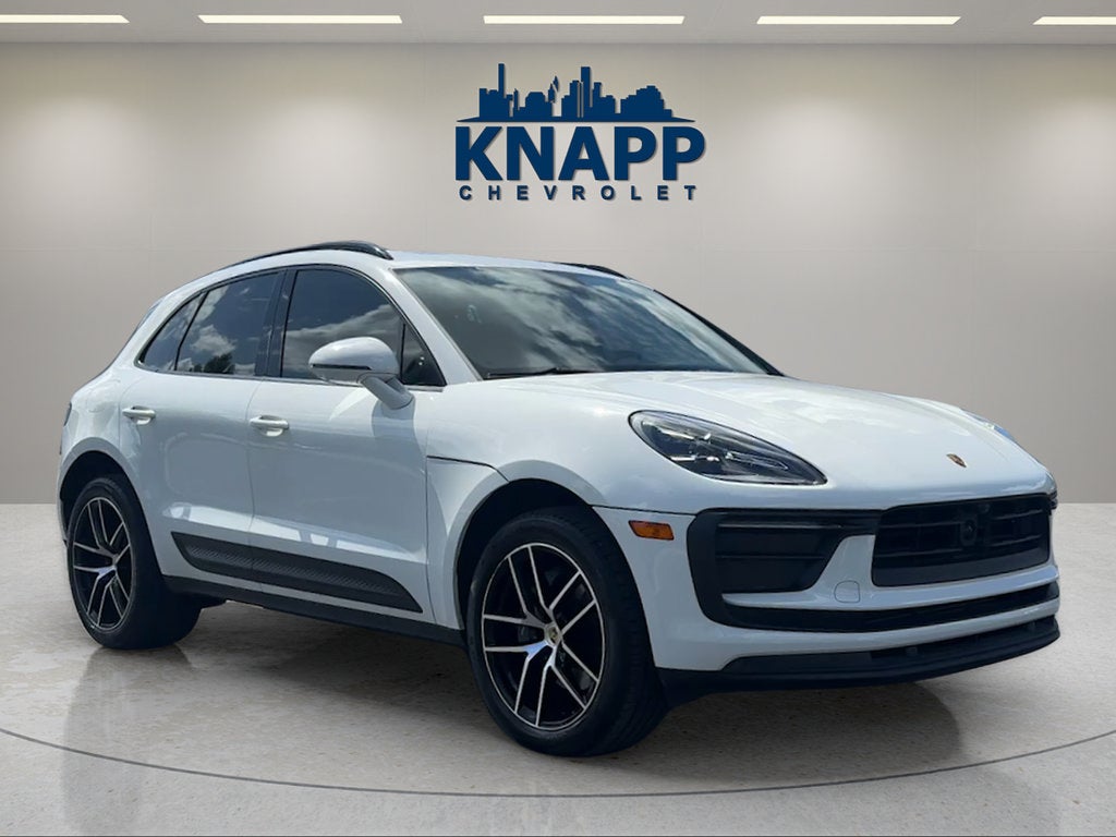 2024 Porsche Macan T