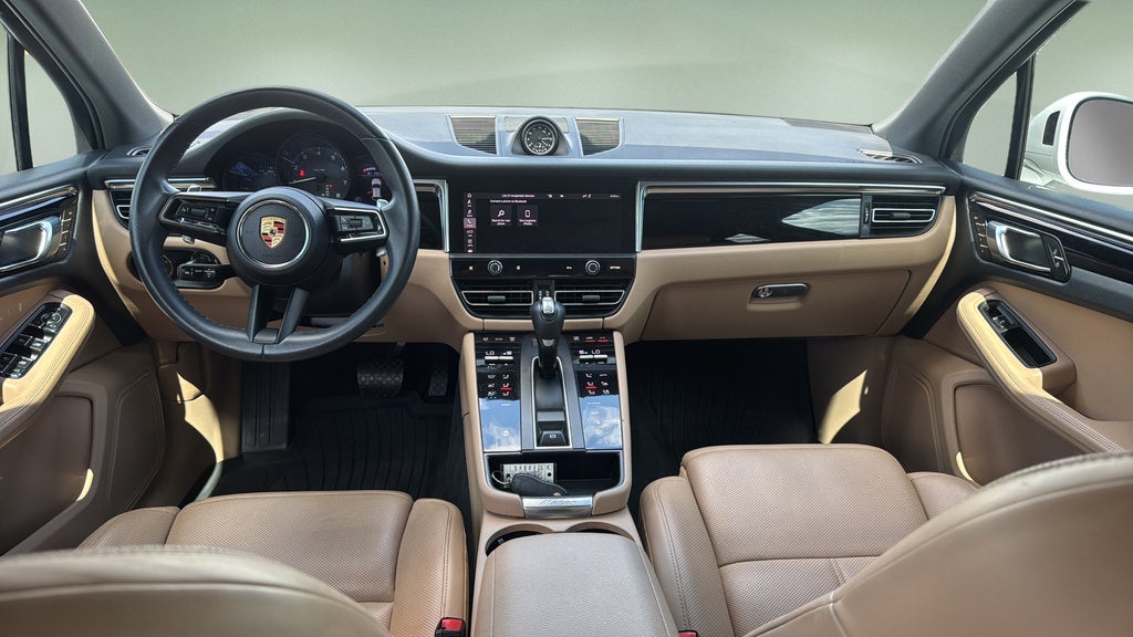 2024 Porsche Macan T