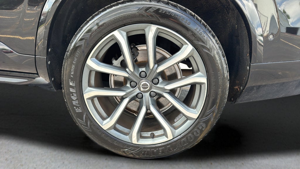 2018 Volvo XC90 T6 Momentum