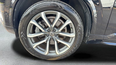 2018 Volvo XC90 T6 Momentum