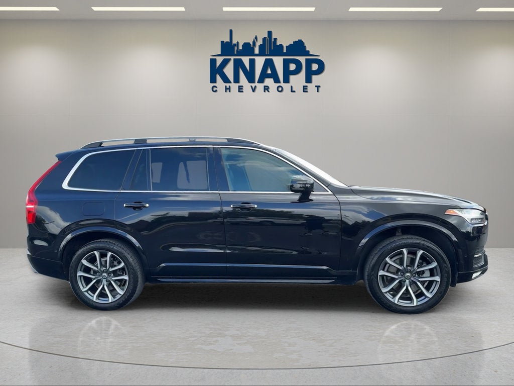 2018 Volvo XC90 T6 Momentum