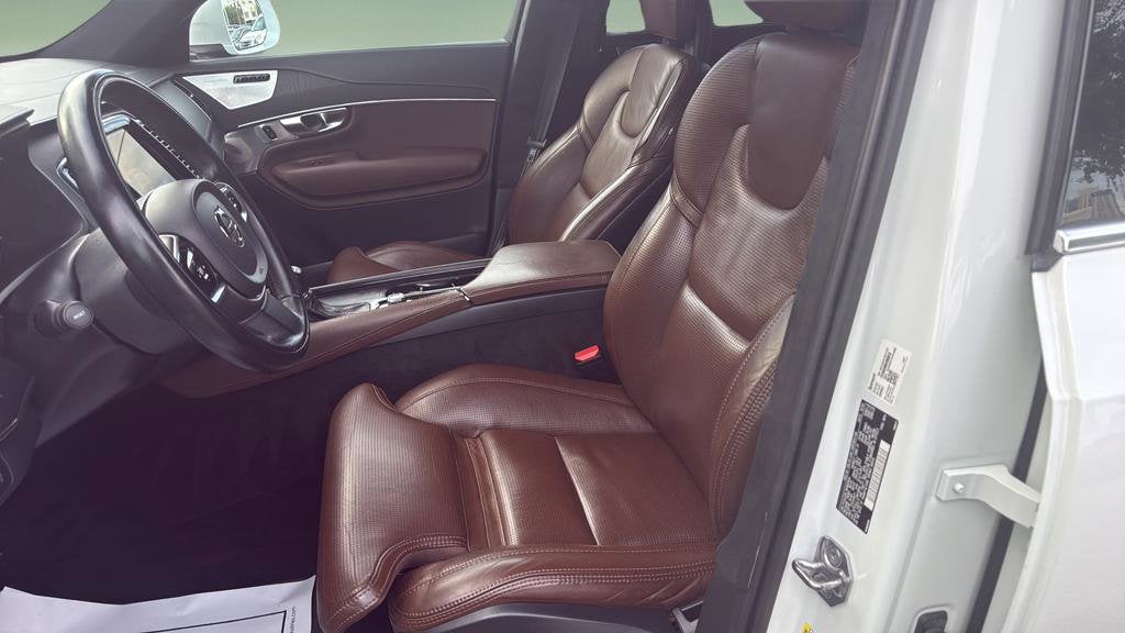 2021 Volvo XC90 T6 Inscription 7 Passenger