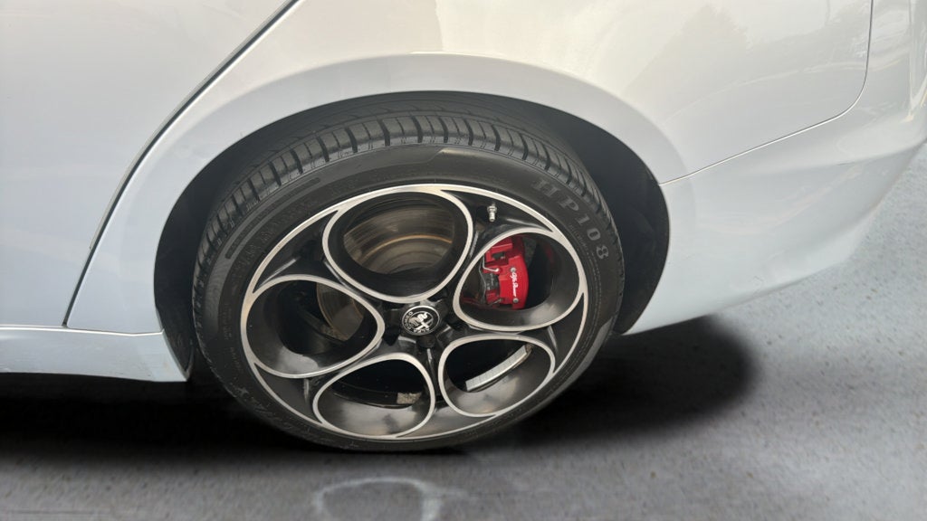 2022 Alfa Romeo Giulia Ti AWD