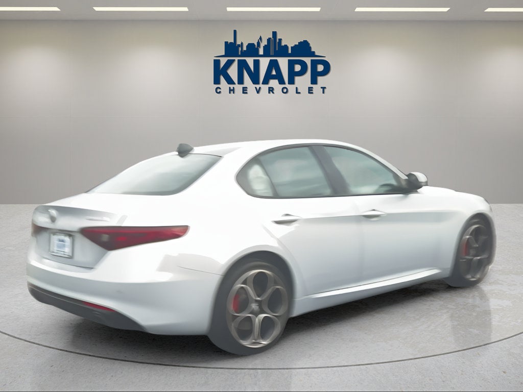2022 Alfa Romeo Giulia Ti AWD