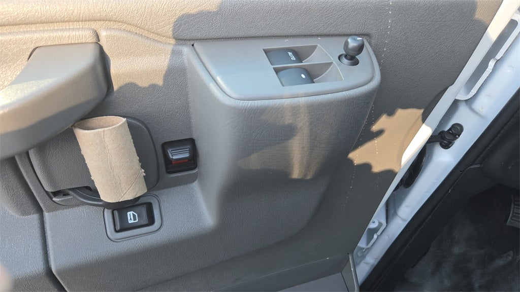 2025 Chevrolet Express Passenger LS