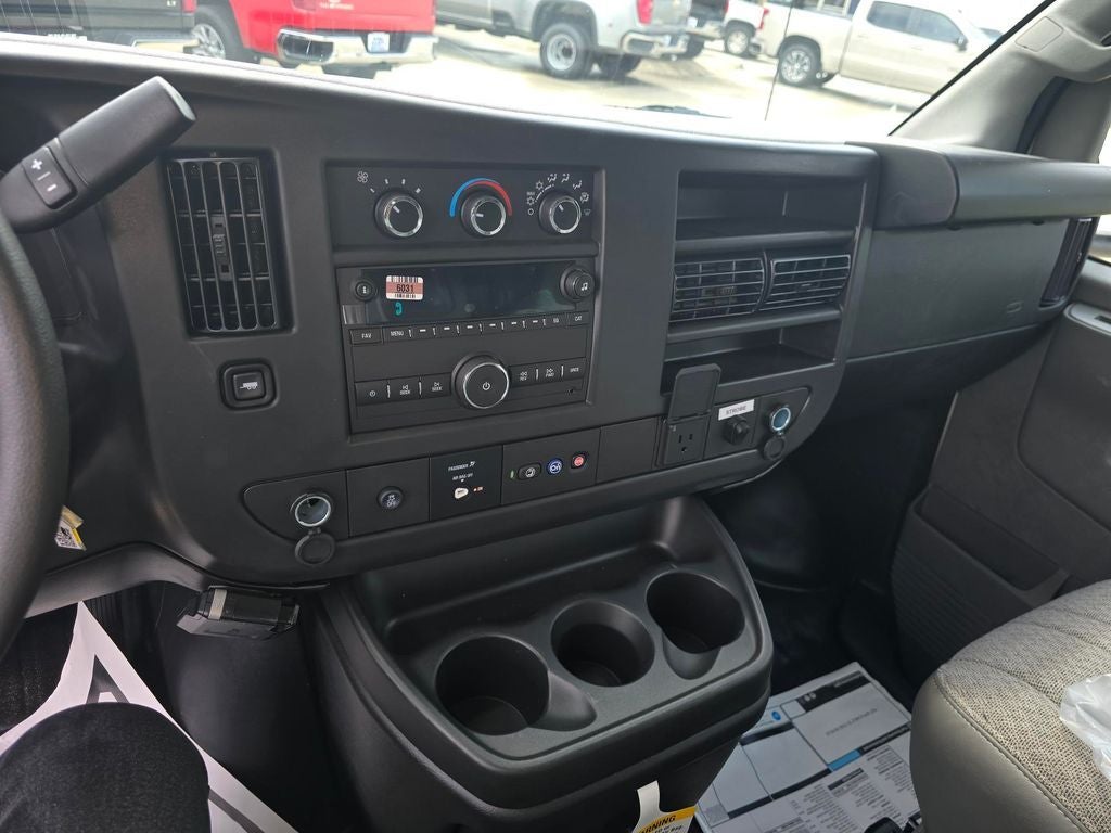 2026 Chevrolet Express Cutaway 15