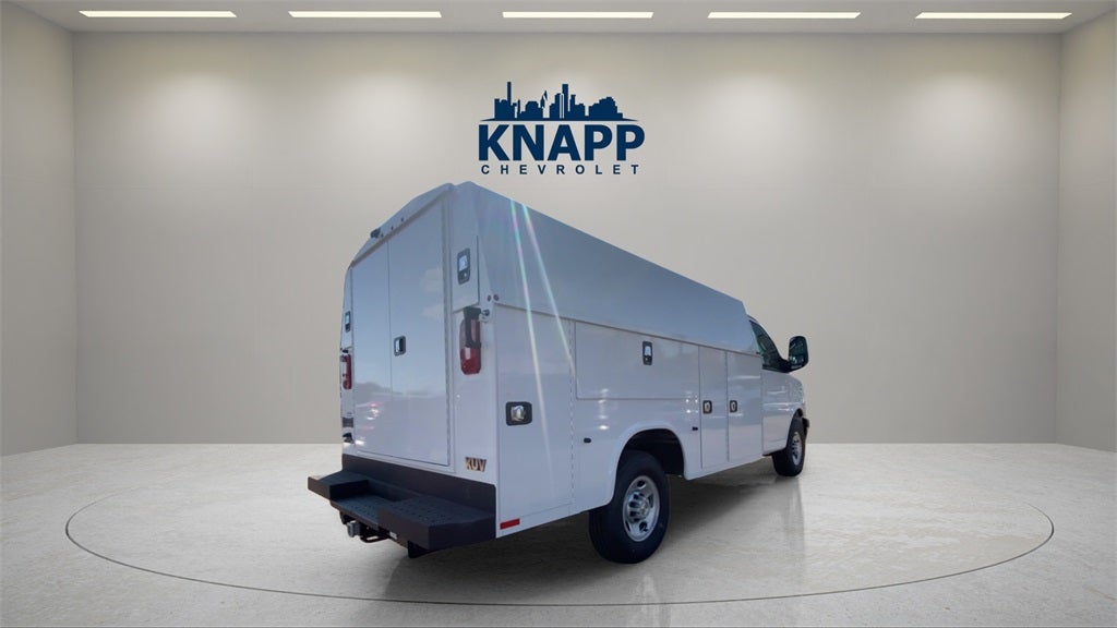 2025 Chevrolet Express Commercial Cutaway Work Van