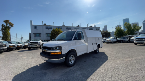2025 Chevrolet Express Commercial Cutaway Work Van
