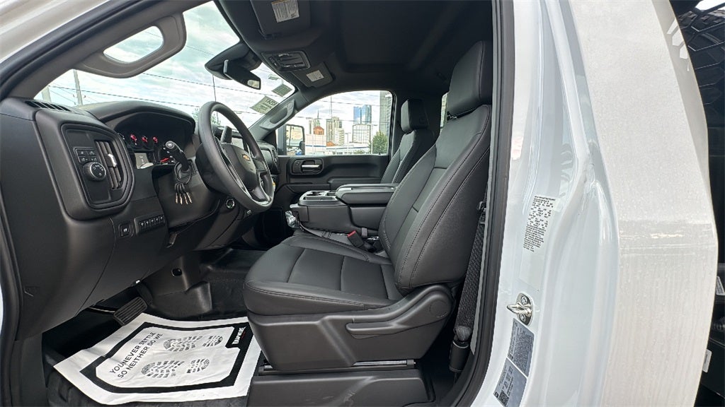 2025 Chevrolet Silverado 3500HD CC Work Truck