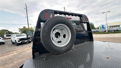 2025 Chevrolet Silverado 3500HD CC Work Truck