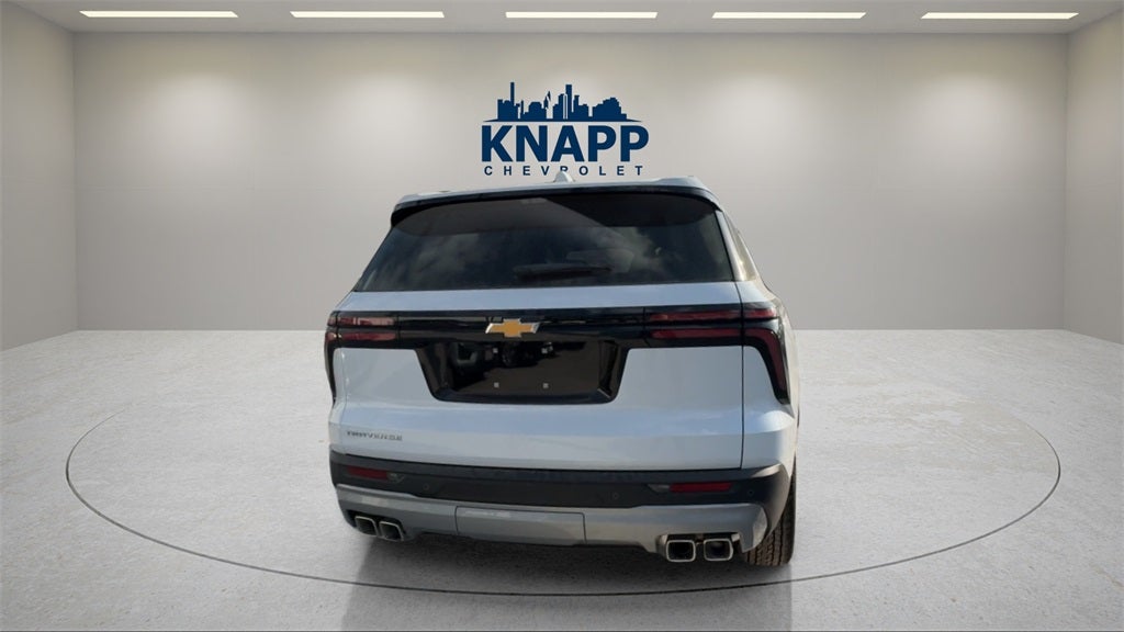 2026 Chevrolet Traverse FWD LT