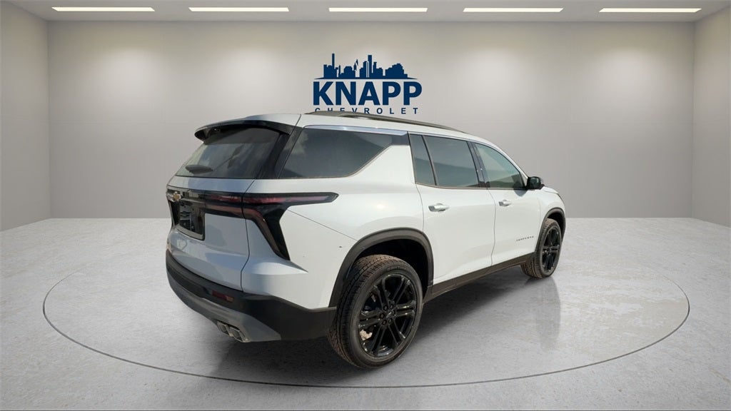 2026 Chevrolet Traverse FWD LT