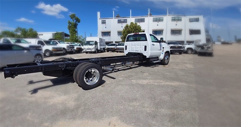 2024 Chevrolet Silverado MD Work Truck
