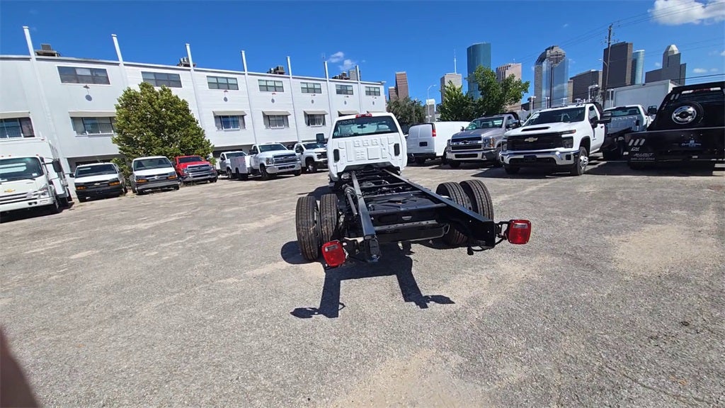 2024 Chevrolet Silverado MD Work Truck