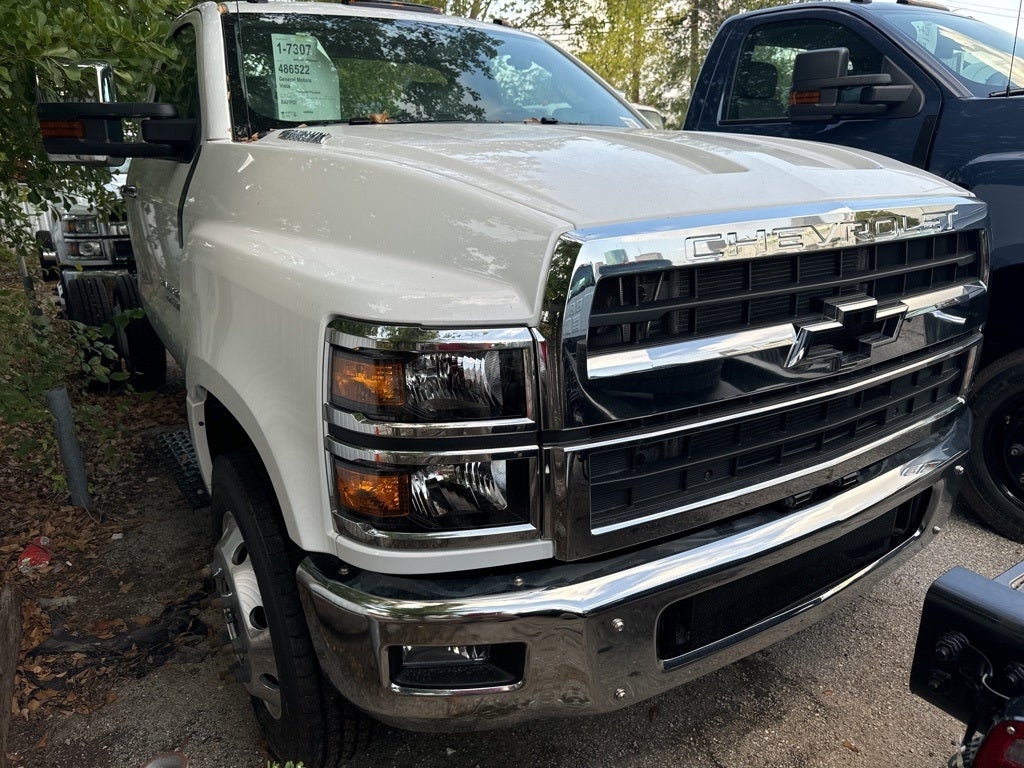 2024 Chevrolet Silverado MD Work Truck