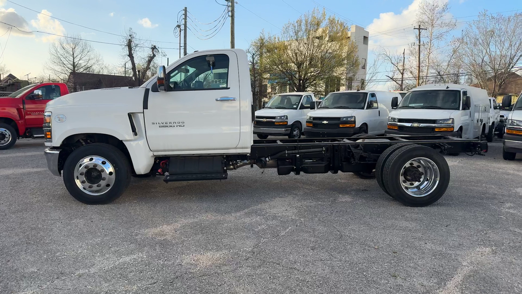 2024 Chevrolet Silverado MD Work Truck