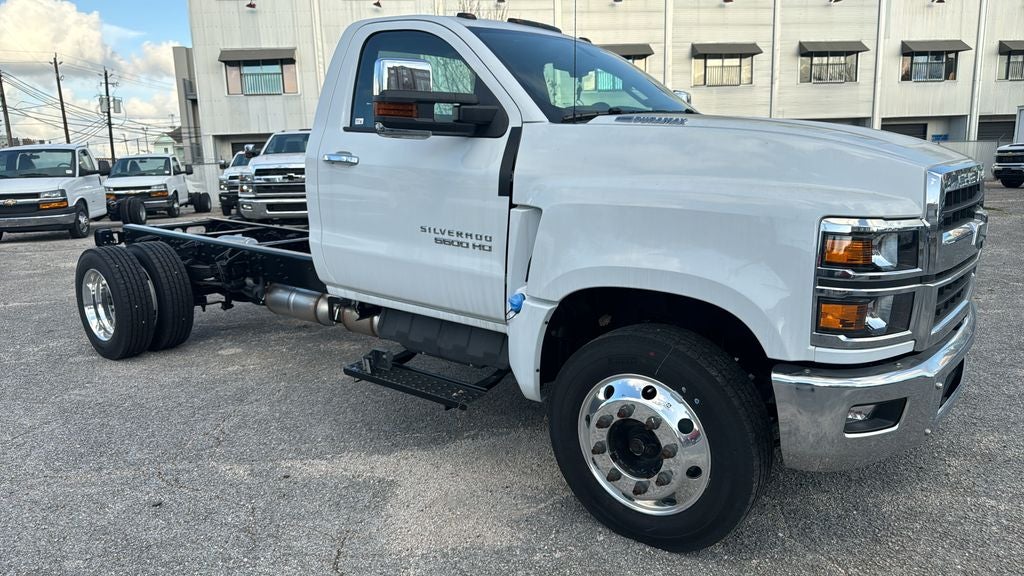 2024 Chevrolet Silverado MD Work Truck