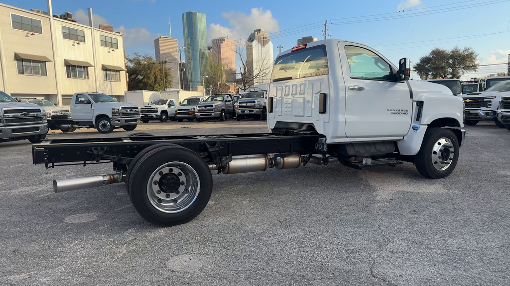 2024 Chevrolet Silverado MD Work Truck