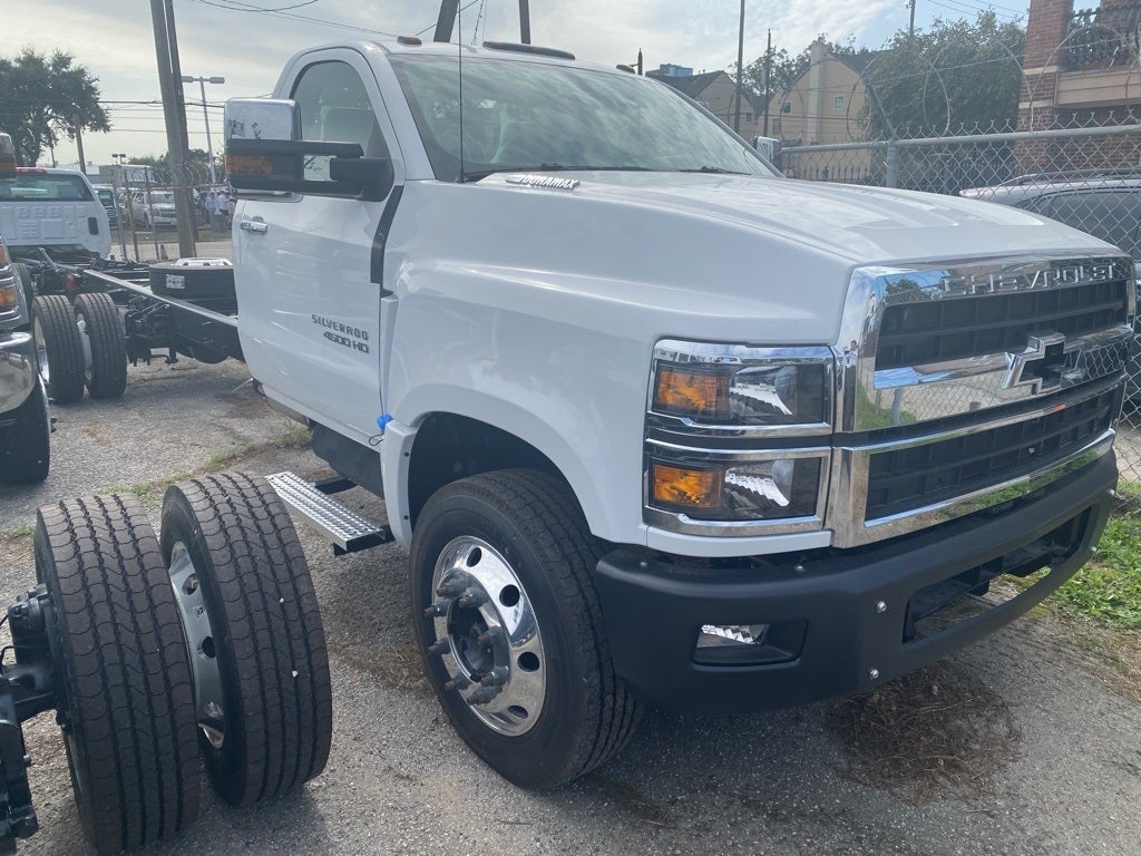 2024 Chevrolet Silverado MD Work Truck