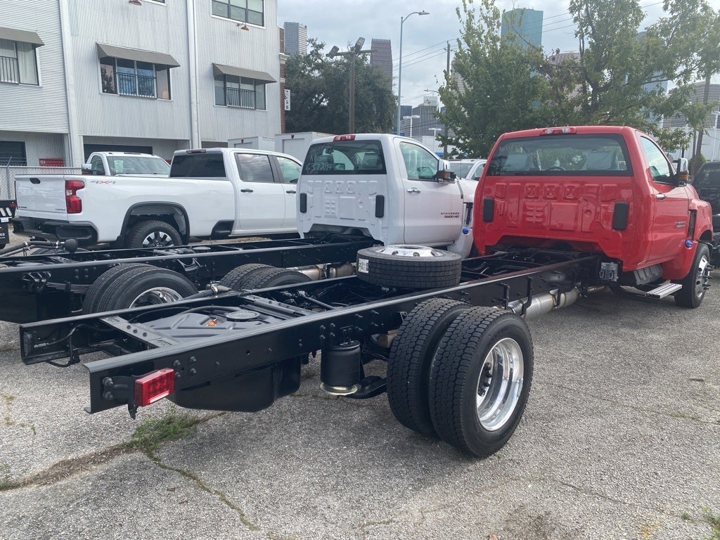 2024 Chevrolet Silverado MD Work Truck