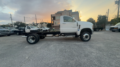 2024 Chevrolet Silverado MD LT