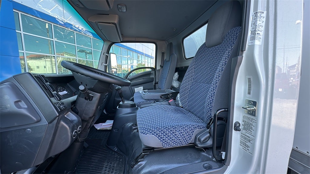 2025 Chevrolet 5500 HG LCF Gas Base