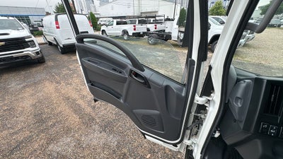 2025 Chevrolet 5500 HG LCF Gas Base